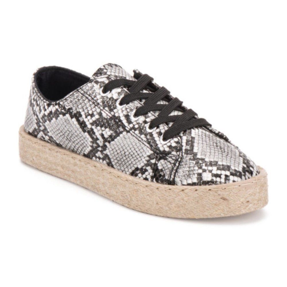 Olivia Miller Women Lace Up
